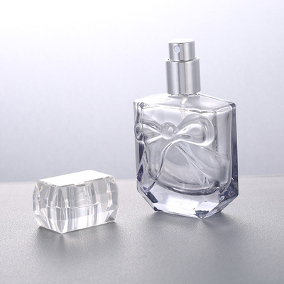 I cosmetici dell'ugello della bottiglia della luce di Salingay imbottigliano bottiglia di profumo della bottiglia della bottiglia vuota del vetro da bottiglia del profumo della vite 30ml la sotto