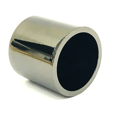 Tappo di bottiglia nero in lega di zinco classico del profumo di Zamac del metallo di forma del cilindro