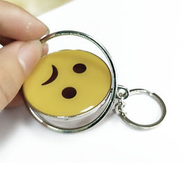 Cerchio su ordinazione sorridente di giallo di Keychains di logo del fronte con metallo ecologico