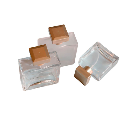 comprare I cosmetici di prima scelta delicati della bottiglia di profumo della bottiglia di vetro 25ML50ML spruzzano la fragranza portatile di viaggio della bottiglia online manufacture