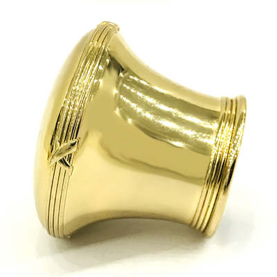 comprare Tappi di bottiglia di alluminio del profumo di Zamak di colore leggero su ordinazione dell'oro online manufacture