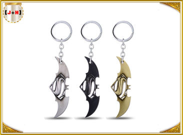 comprare Portachiavi a anello minuscoli del metallo colorati ottone dell'argento della spada del gioco per il materiale in lega di zinco di promozione online manufacture