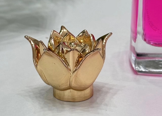 comprare Tappi per bottiglie di profumi a forma floreale in lega di zinco per imballaggi sostenibili online manufacture