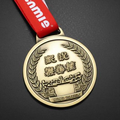 comprare 2mm Thickness Custom Metal Medal with Customized Design and Personalized Theme for Awards and Souvenirs online manufacture