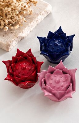 comprare Cappuccio di bottiglia per profumi in lega di zinco a forma di fiore di loto di lusso con finitura elettroplata ad alto lucido fabbricazione online