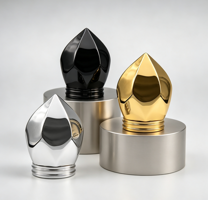 Acquistare Cappuccio per profumi in lega di zinco FEA15 Diamante a facce a forma di germoglio lussuoso Capo di bottiglia di profumi elettroplata Logo OEM ODM fabbricazione online