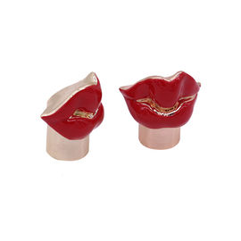 comprare Personalizzi la forma del labbro della bocca del cappuccio di Zamac delle chiusure del cappuccio del profumo di Zamak di dimensione per le bottiglie di 15mm online manufacture