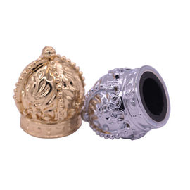 comprare Tappi di bottiglia in lega di zinco del profumo della corona dell'oro magnetici per le bottiglie di profumo decorative online manufacture
