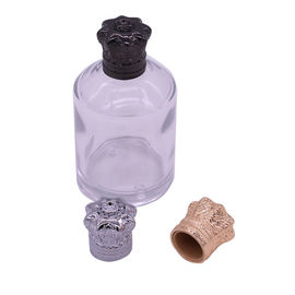 comprare Il profumo su ordinazione di Zamak di modo ricopre il diamante in lega di zinco per le bottiglie di profumo d'annata online manufacture
