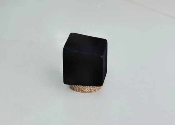 Cappuccio per profumi in metallo a forma irregolare personalizzabile Zamak Cappuccio per bottiglie per profumi Copri
