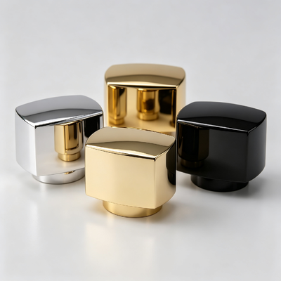 Fabbrica all'ingrosso Cubo arrotondato Zamac Cappuccio profumato Con bordura camperata Disegno metallo Copertura bottiglia profumo Oro argento Nero Logo personalizzato OEM
